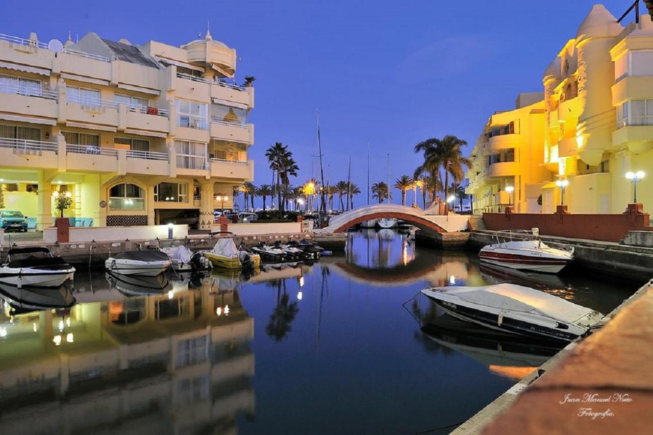 Bed & Breakfast In Villa Eden Palm Benalmádena Exteriör bild