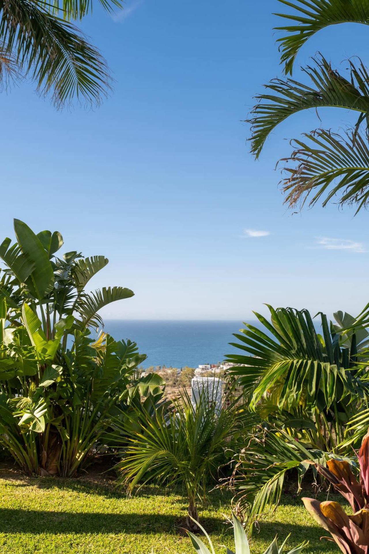Bed & Breakfast In Villa Eden Palm Benalmádena Exteriör bild